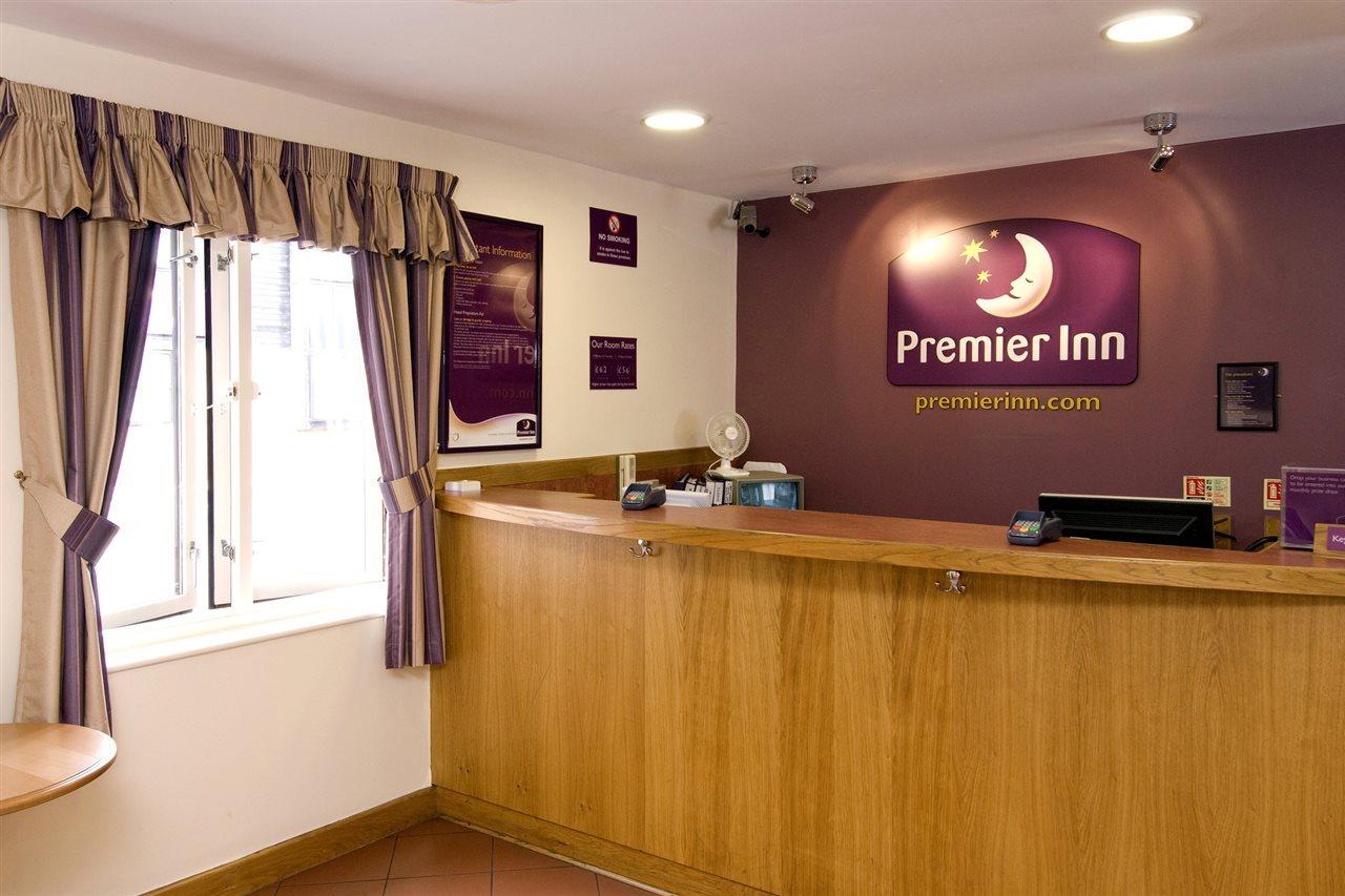 Premier Inn Aylesbury Aylesbury  Bagian luar foto