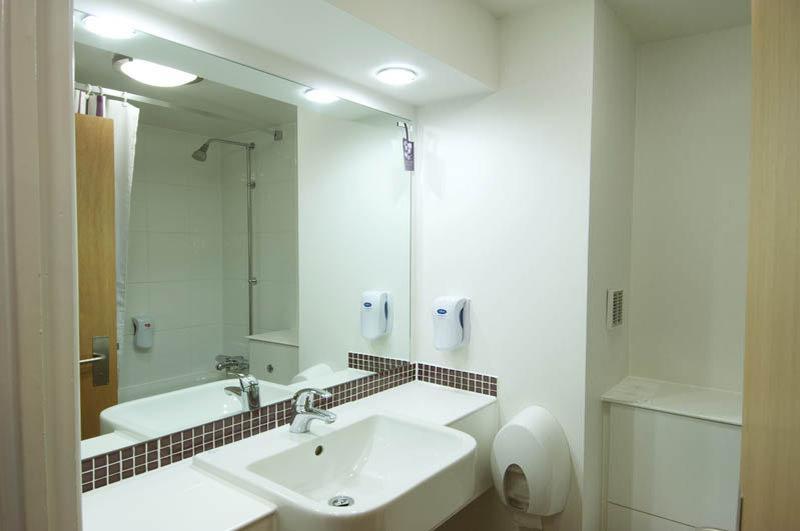 Premier Inn Aylesbury Aylesbury  Bagian luar foto